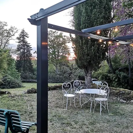 La Maisonnette Du Soleil Couchant En Perigord La Gonterie-Boulouneix