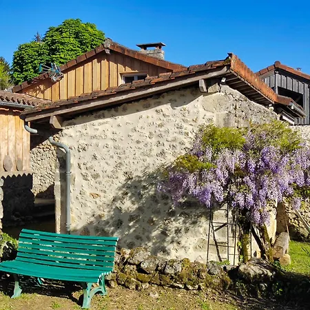 La Maisonnette Du Soleil Couchant En Perigord بيت للعطل *