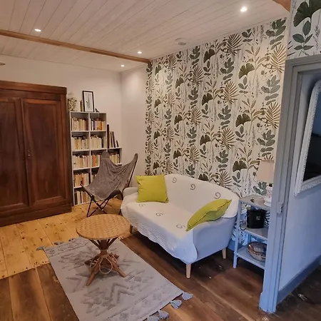 La Maisonnette Du Soleil Couchant En Perigord * La Gonterie-Boulouneix
