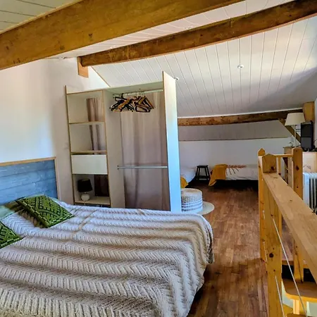 Holiday home La Maisonnette Du Soleil Couchant En Perigord *